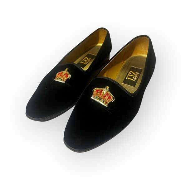 Black Crown Embroidered Women's Loafers - Picture 2 of 12